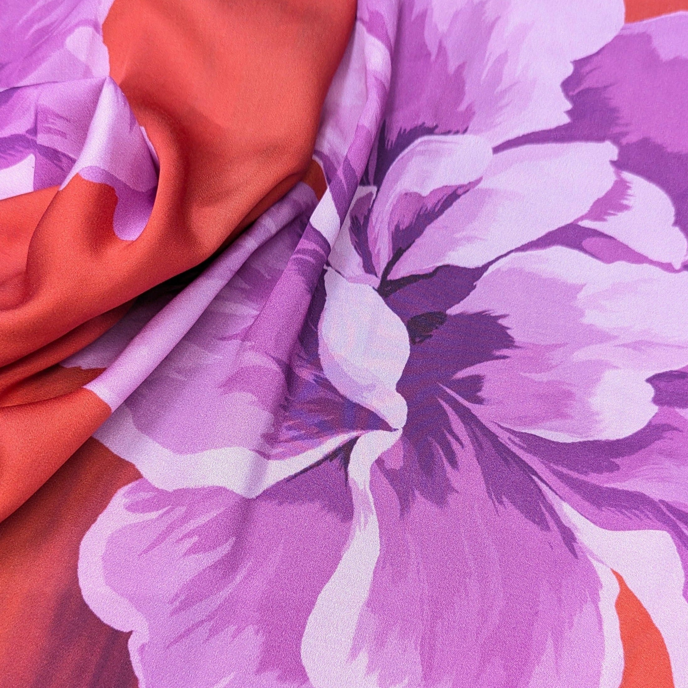No. 1314 Viskosesatin Blüten lila rot