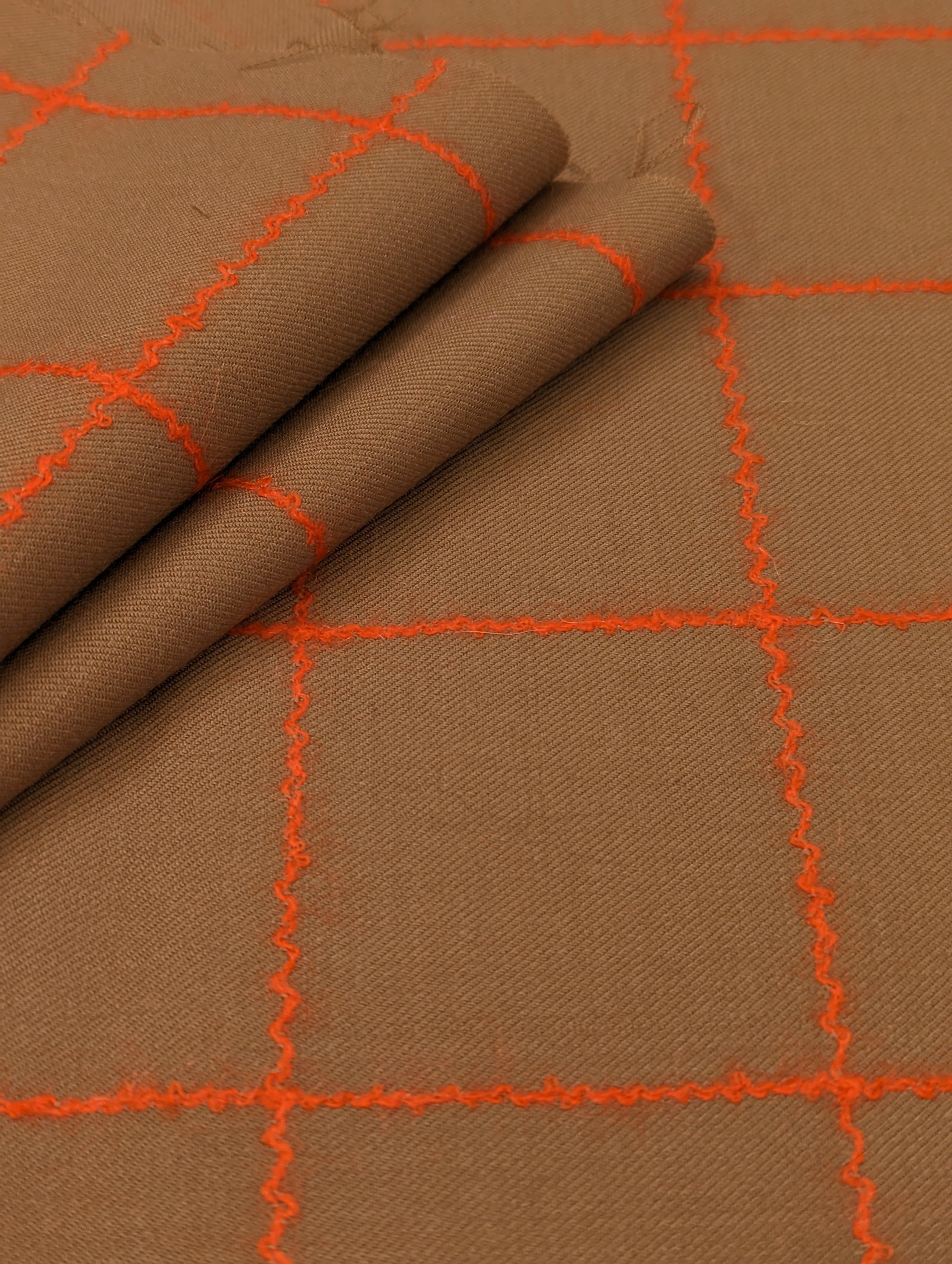 No. 995 dünner Wollstoff mit Karo orange