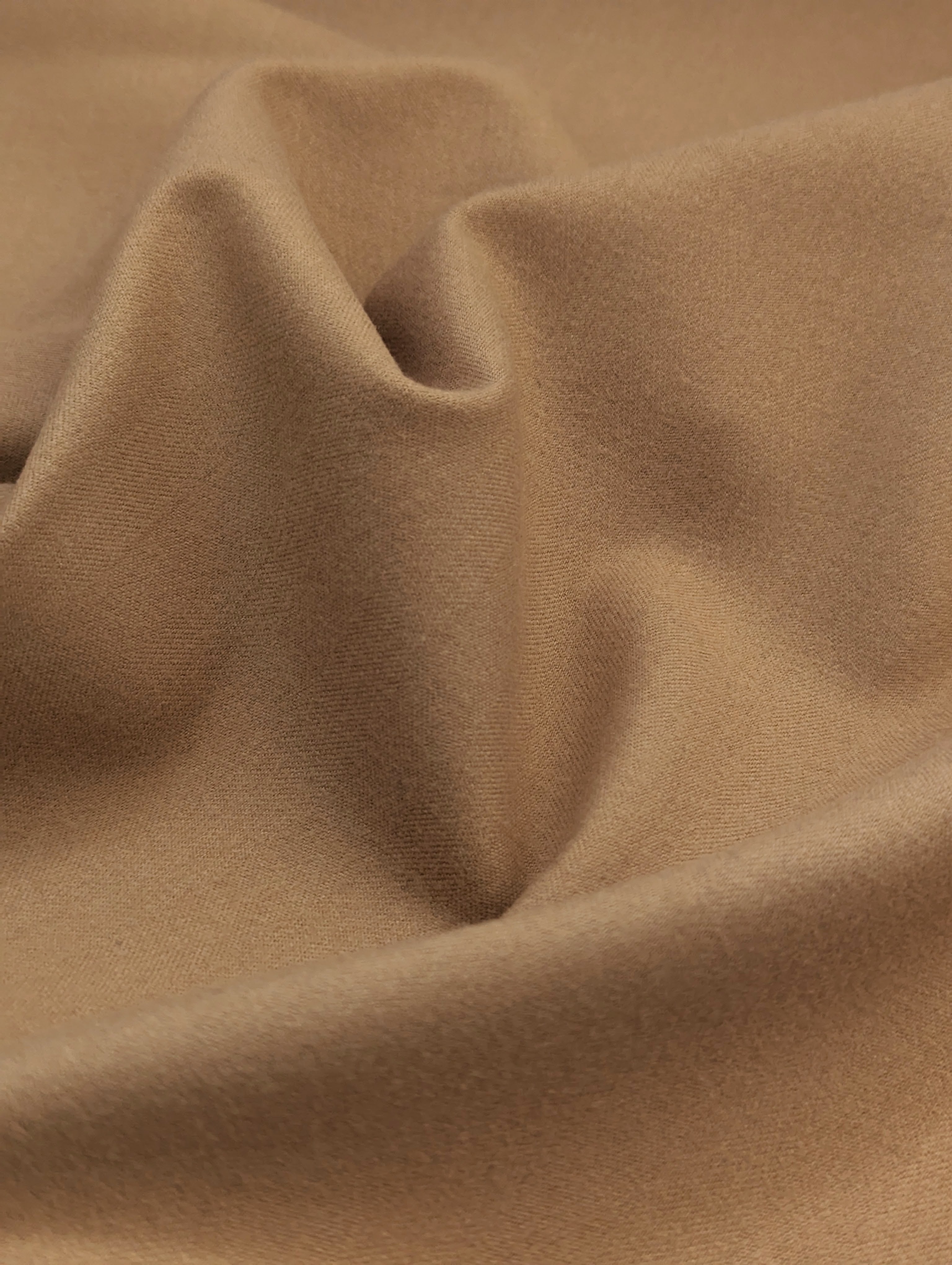 No. 993 neat suit material camel