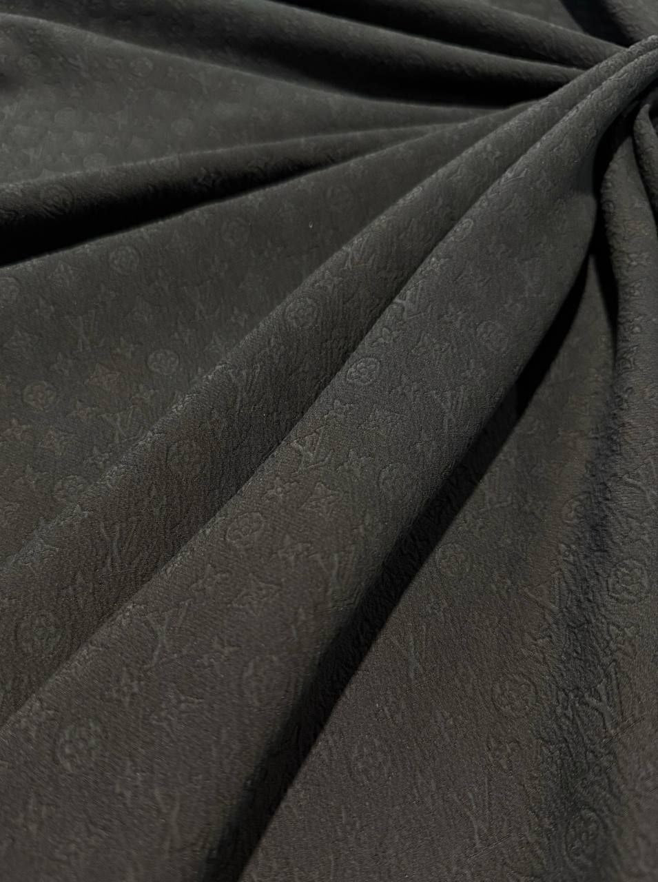 No. 1977 Seiden-Baumwoll Jacquard schwarz LV
