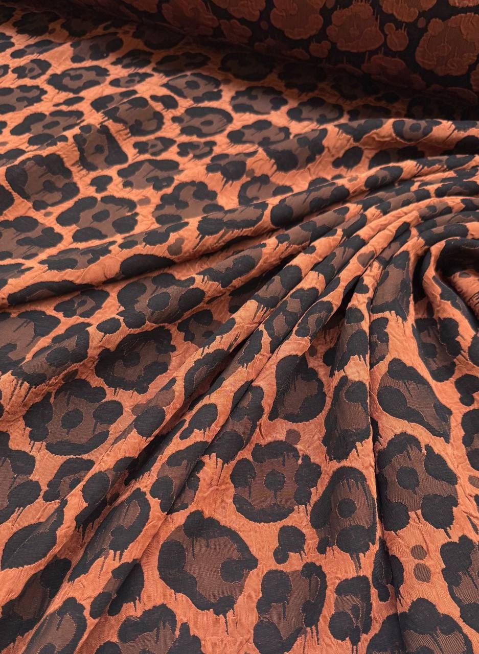 No. 1987 Viskosejacquard Leo Coa*h