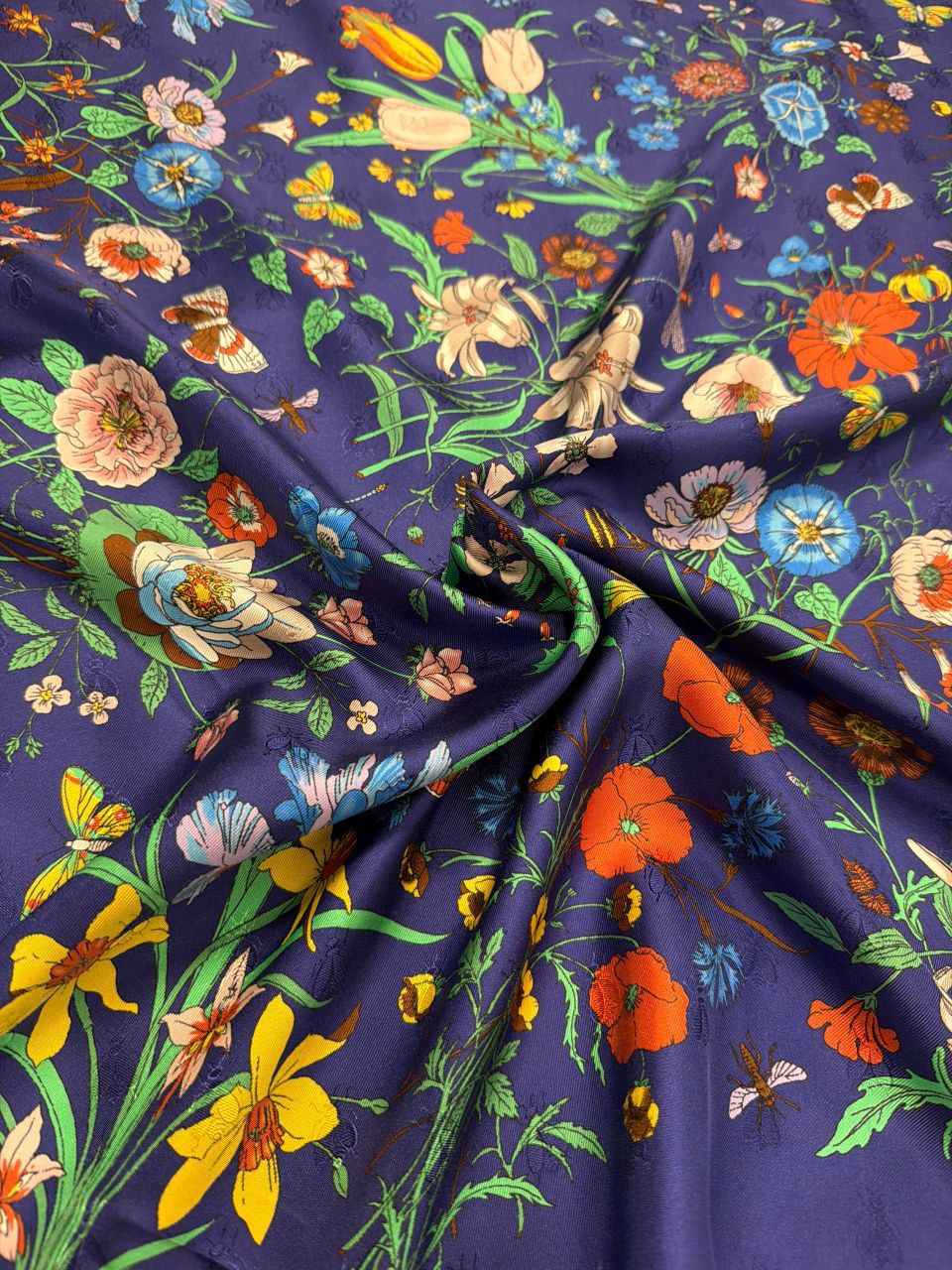 No. 1998 Seidenpanel Blumen blau GG