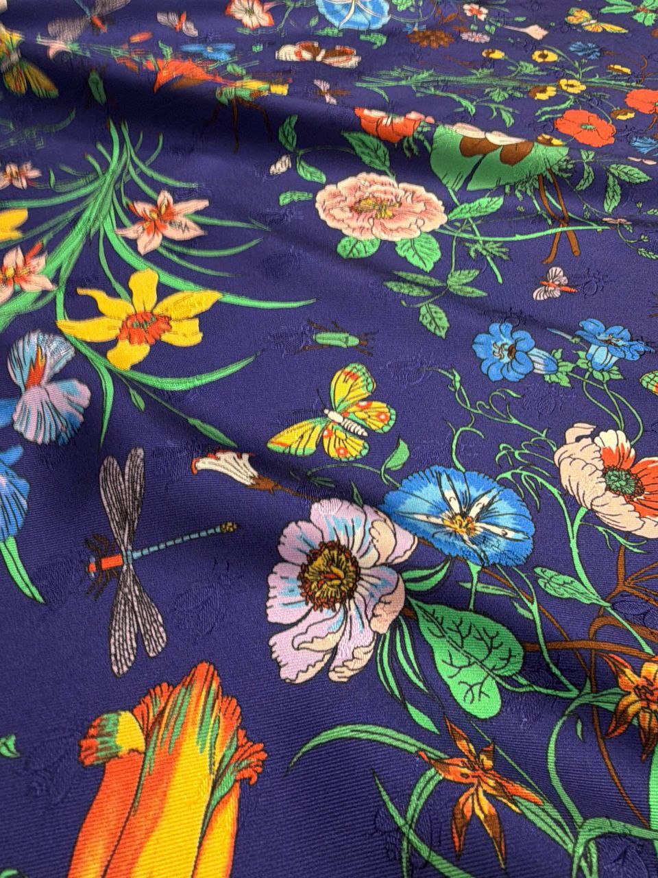 No. 1998 Seidenpanel Blumen blau GG