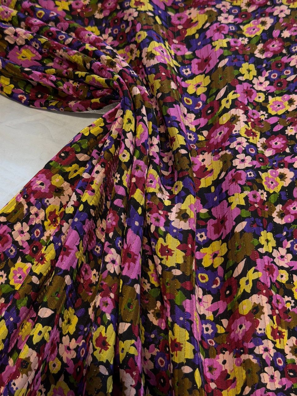 No. 2113 Jacquard Bunt Blumen