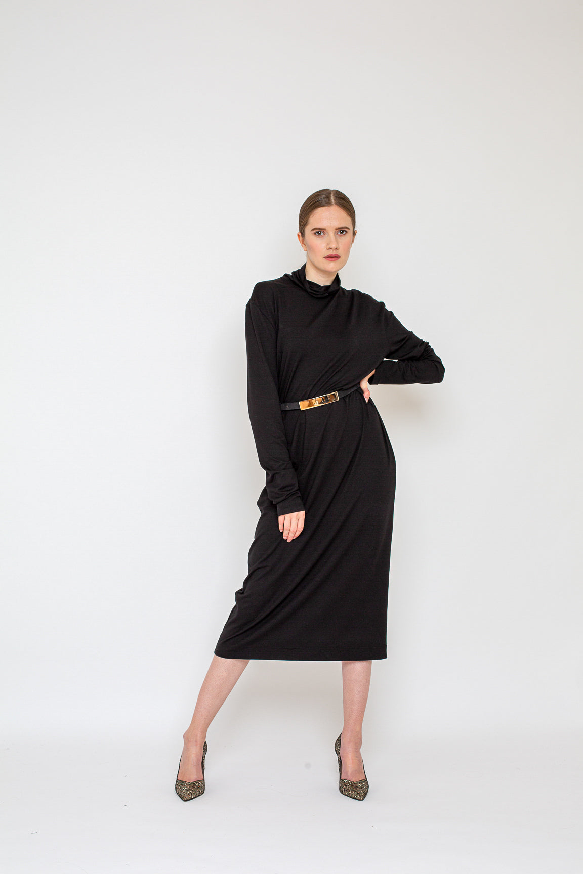 ausgedrucktes Papierschnittmuster Kleid und Shirt Mila