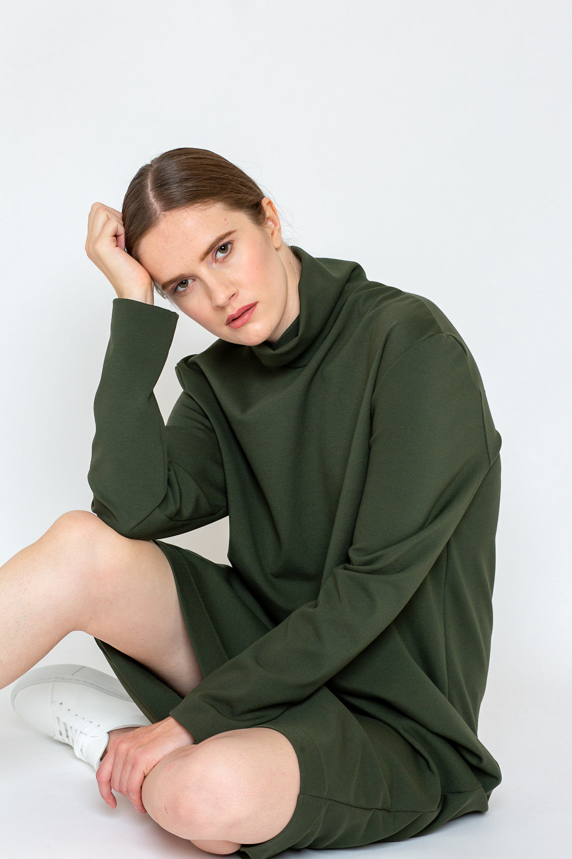 ausgedrucktes Papierschnittmuster Kleid und Shirt Mila