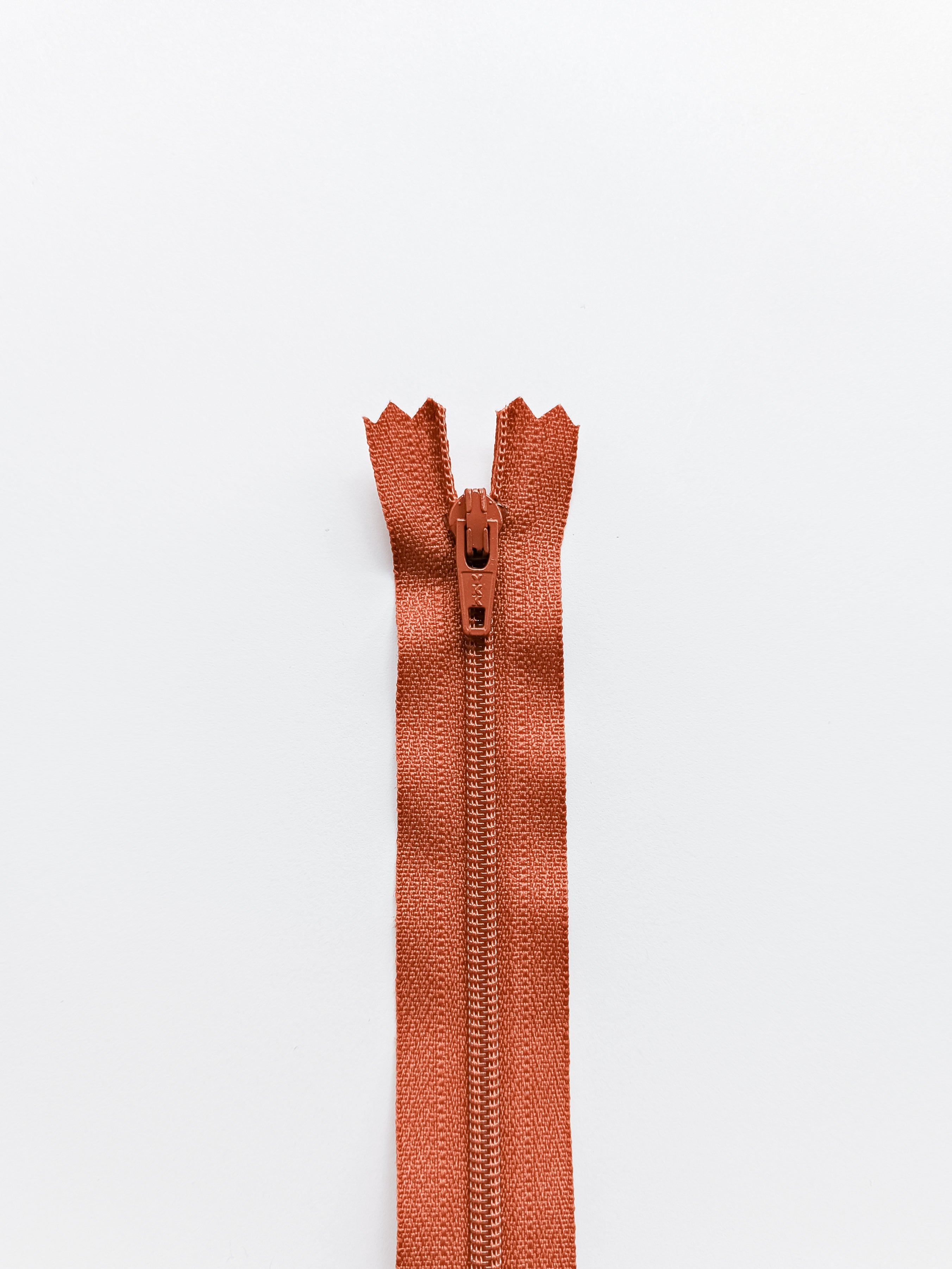 YKK zipper with plastic spiral 20 cm