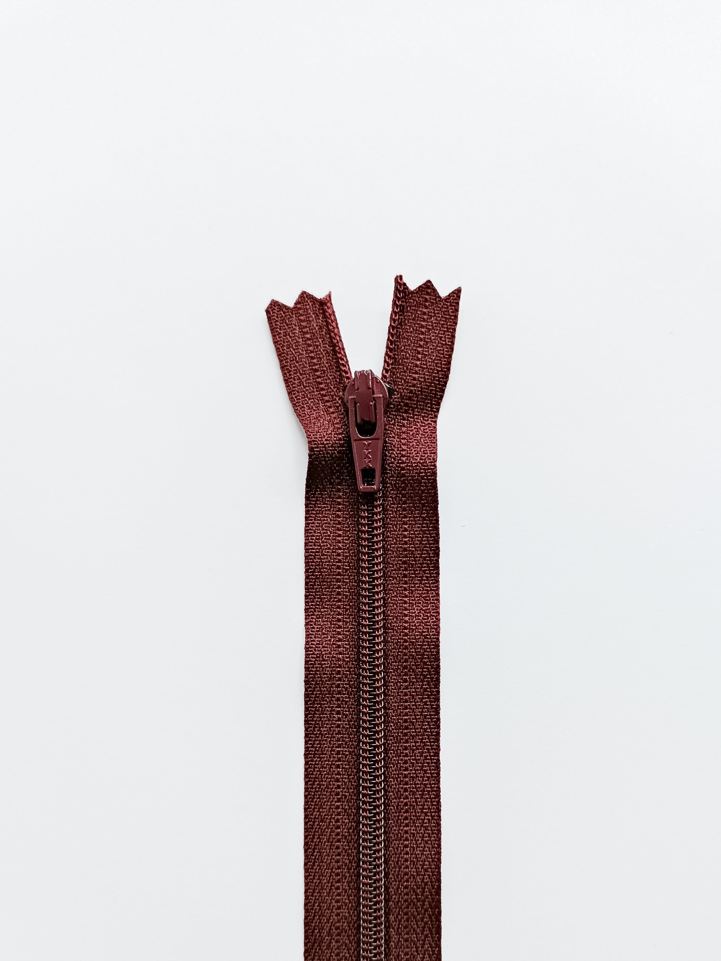 YKK zipper with plastic spiral 20 cm