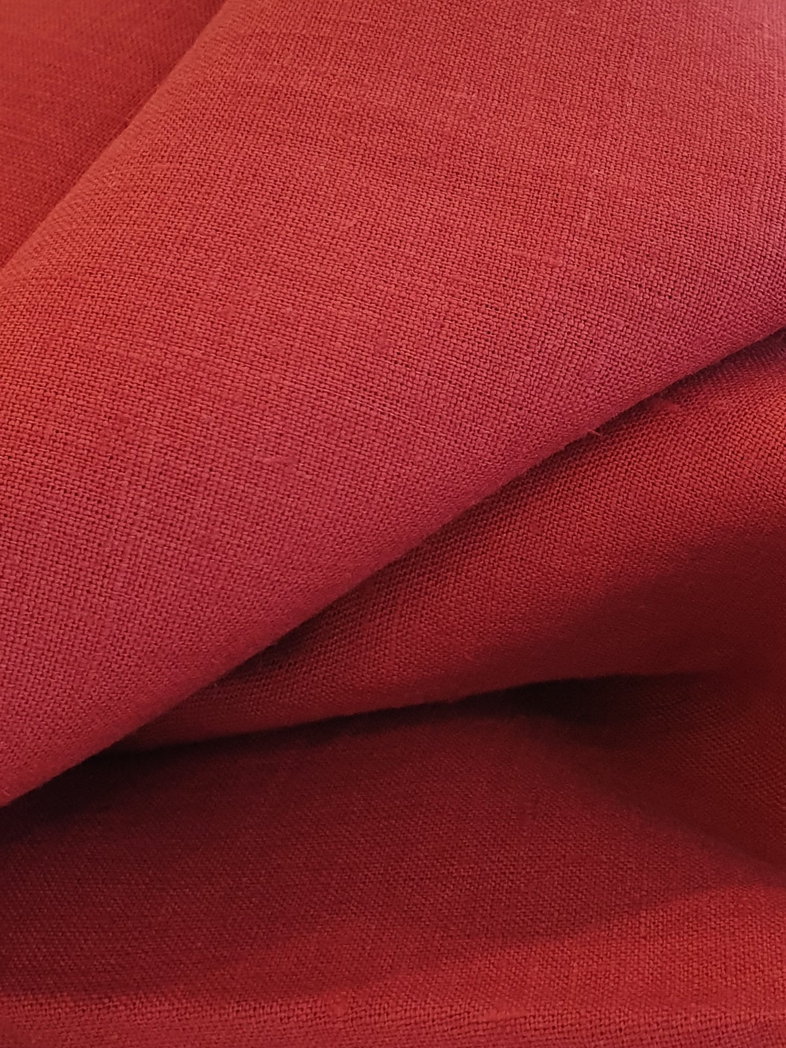 No. 382 linen fabric dark red