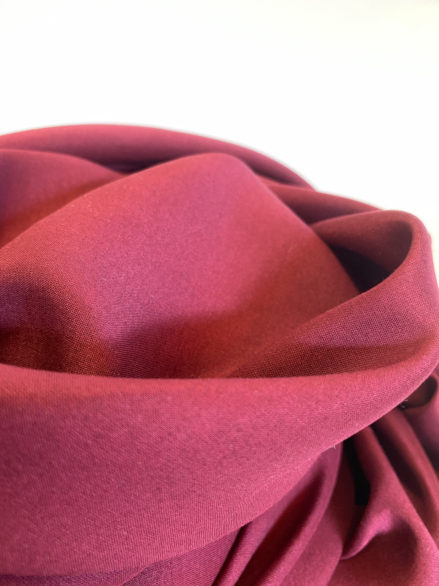 EcoVero™ Viskose Aubergine | 1,35 m