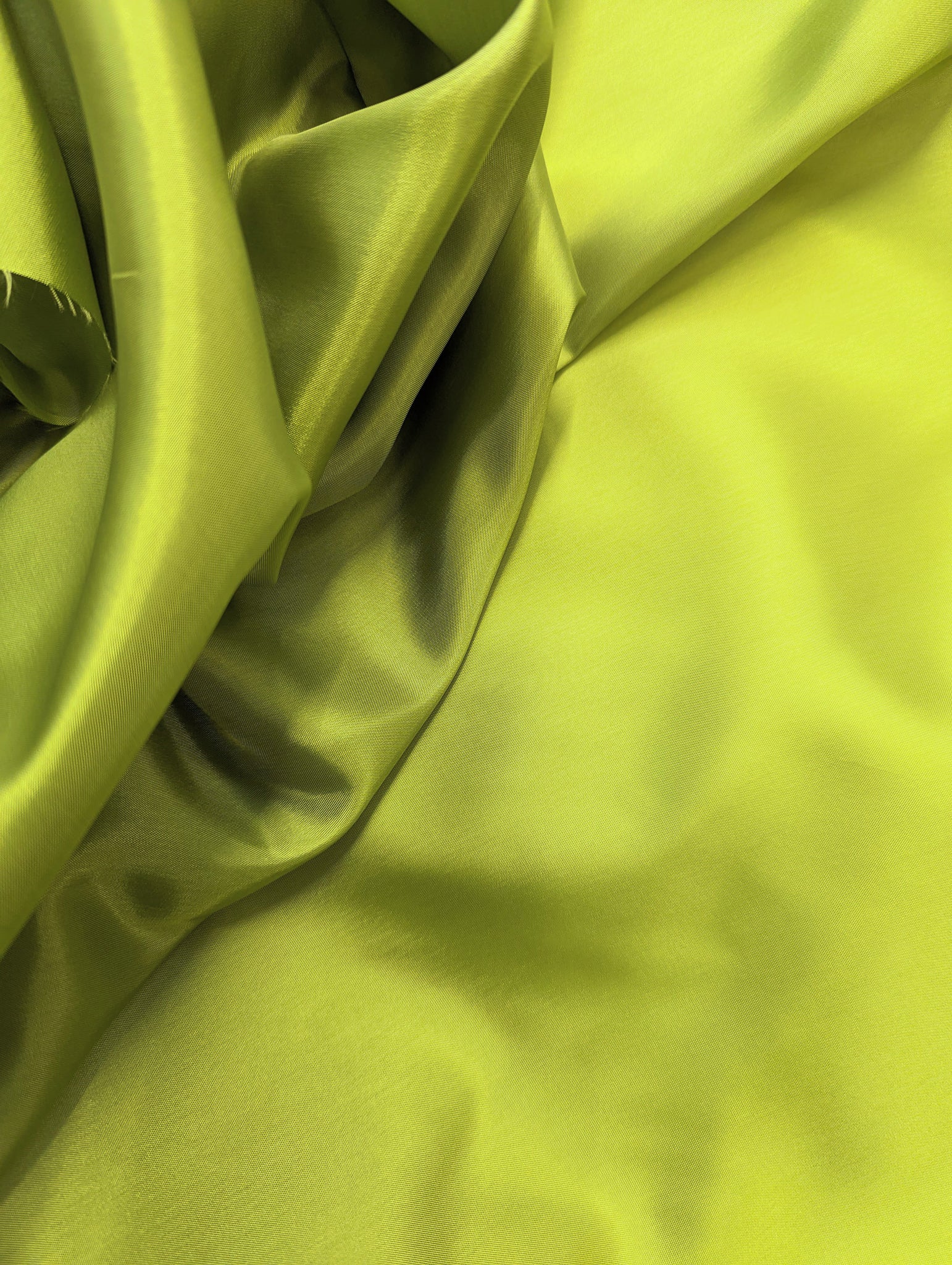 Lining material viscose yellow-green
